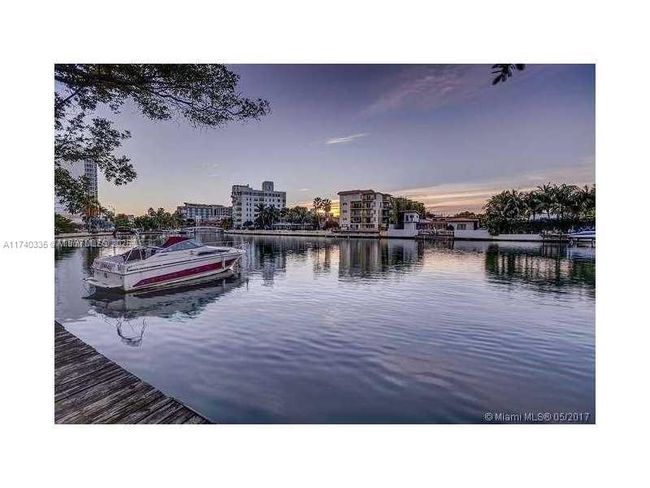 APT-1907 - 2555 Collins Ave, Condo with 2 bedrooms, 2 bathrooms and null parking in Miami Beach FL | Image 21