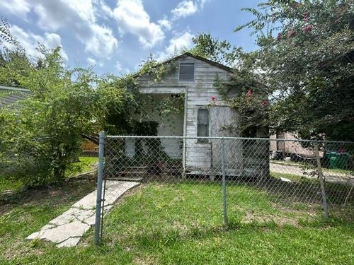 930 Cherry St, Morgan City, LA, 70380 | Card Image