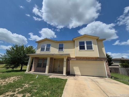 100 Hinge Iron, Cibolo, TX, 78108-3383 | Card Image