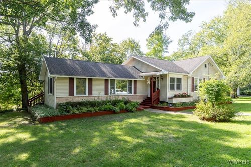 400 Stoneybrook Rd, Orchard Park, NY, 14127-5100 | Card Image