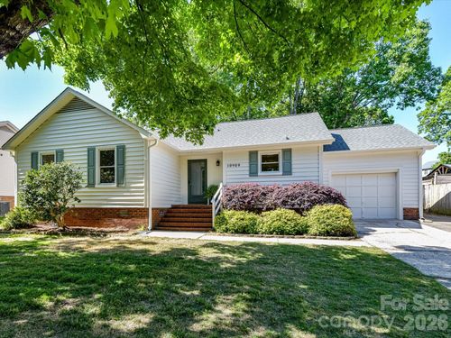 10909 Tradewinds Ln, Charlotte, NC, 28226-9625 | Card Image