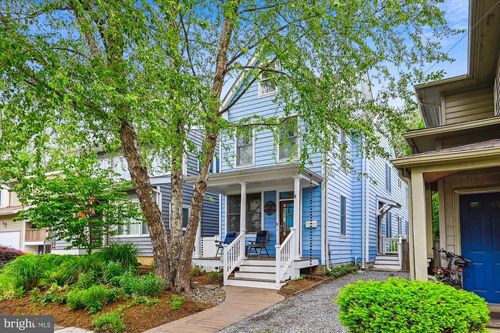 541 Second St, ANNAPOLIS, MD, 21403-3329 | Card Image