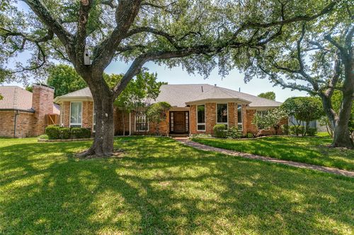 6010 Yellow Rock Trl, Dallas, TX, 75248-4940 | Card Image