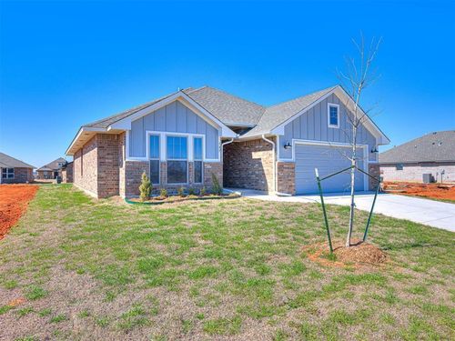 545 Grand Sycamore Dr, Washington, OK, 73093-5046 | Card Image