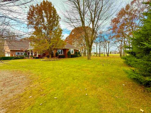 5992 Parkridge Dr, East China, MI, 48054-4721 | Card Image