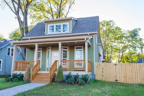 2201 Wickson Ave, Nashville, TN, 37210-4921 | Card Image