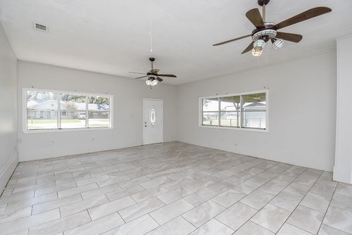 14235 Buffalo St, Needville, TX, 77461-8502 | Card Image