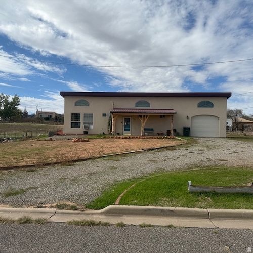 256 S 300 E, Blanding, UT, 84511-2939 | Card Image