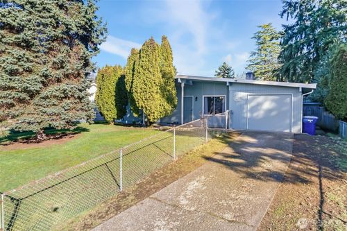 30212 10th Ave S, Federal Way, WA, 98003-4103 | Card Image