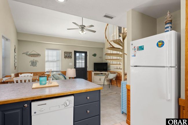 300 S Virginia Dare Trl, House other with 4 bedrooms, 2 bathrooms and null parking in Kill Devil Hills NC | Image 33