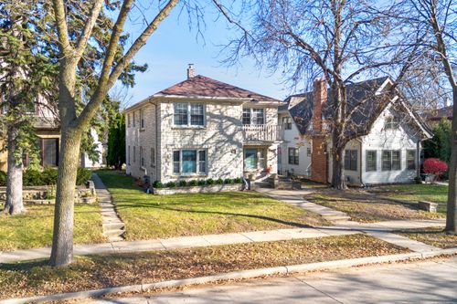 344 N 68th St, Wauwatosa, WI, 53213-3931 | Card Image