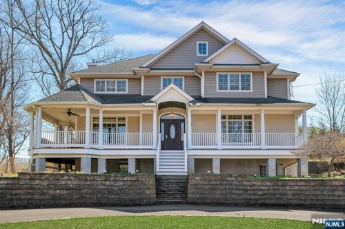 26 Sunset Rd, Livingston, NJ, 07039-1513 | Card Image