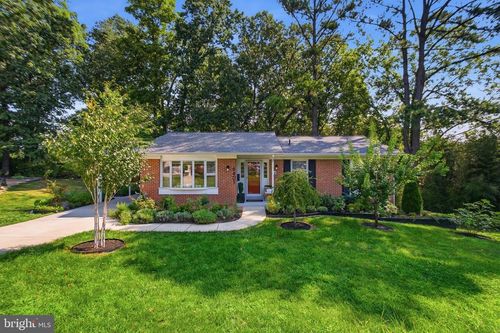6401 Limerick Ct, SPRINGFIELD, VA, 22152-1944 | Card Image