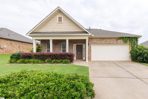 215 Reedy Springs Ln, Greenville, SC, 29605-6456 | Card Image