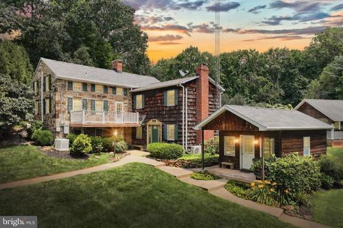 7734 Blue Hill Rd, GLENVILLE, PA, 17329-9003 | Card Image