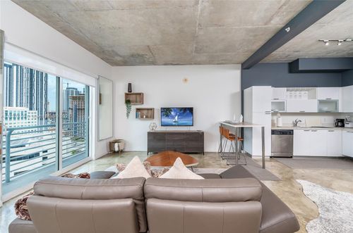 apt-1703-234 Ne 3rd St, Miami, FL, 33132-2272 | Card Image