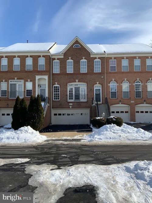 22004 Avonworth Sq, BROADLANDS, VA, 20148-6002 | Card Image