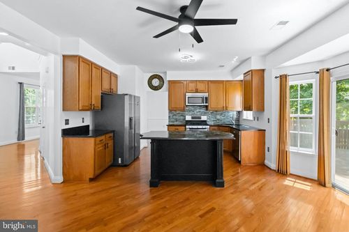 7753 Picadilly Ct, WHITE PLAINS, MD, 20695-4424 | Card Image