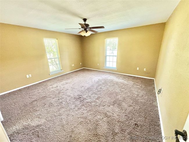 1219 Nw 3 Rd Cir, House other with 3 bedrooms, 2 bathrooms and null parking in Stigler OK | Image 11