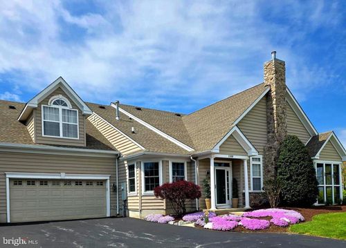438-77-1105 Hulnick Rd, COATESVILLE, PA, 19320-6507 | Card Image