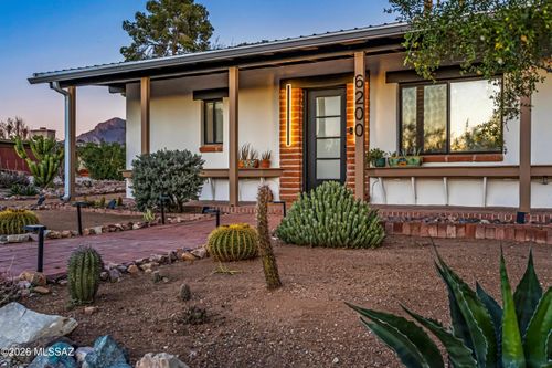 6200 N Vía Ranchero, Tucson, AZ, 85704 | Card Image