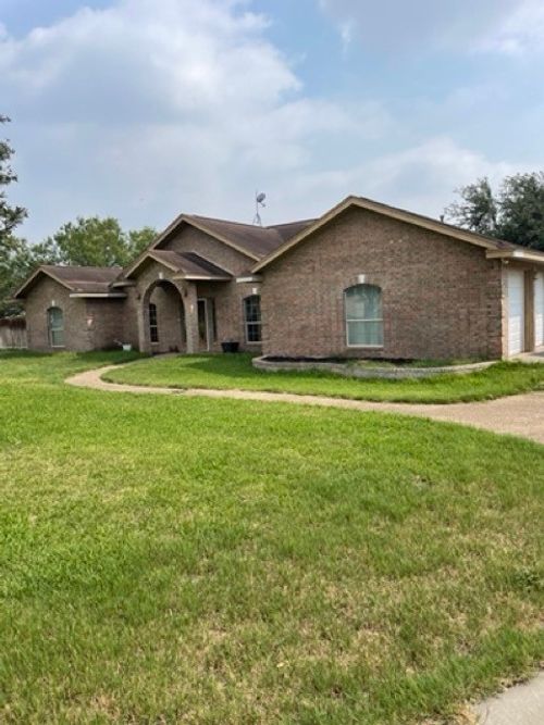 294 House Avenue, Sandia, TX, 78383 | Card Image