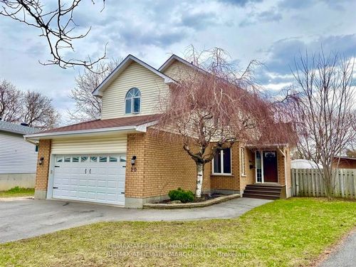 20 Forestdale Cres, Cornwall, ON, K6K1V7 | Card Image