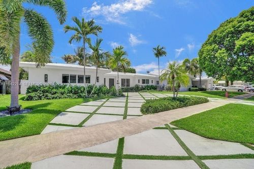 2080 Ne 65th St, Fort Lauderdale, FL, 33308-1015 | Card Image