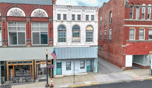 141 E Main St, Barnesville, OH, 43713-1005 | Card Image