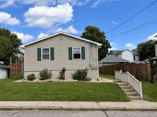 213 S Hamilton Ave, Greensburg, PA, 15601-2807 | Card Image