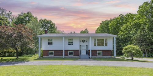 1803 Gerald Dr, Coldbrook, NS, B4R1A3 | Card Image
