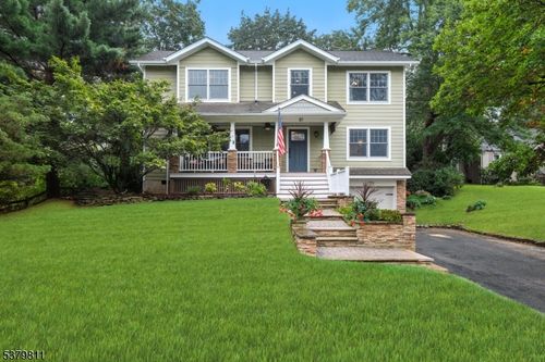 87 Madison St, Gillette, NJ, 07933-1801 | Card Image