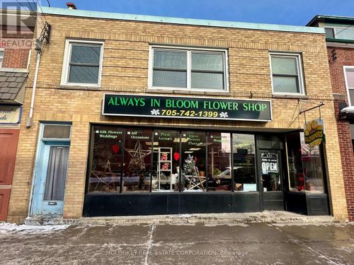 upper-324 Charlotte St, Peterborough, ON, K9J2V7 | Card Image