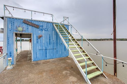 1662 Rogers Rd, Newark, TX, 76071-3730 | Card Image