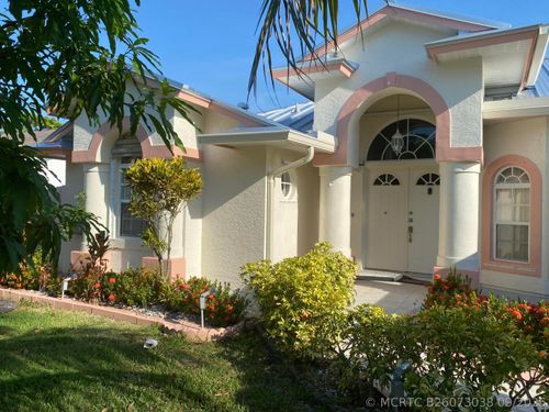 962 Se Breakwater Ave, Port St Lucie, FL, 34983-3916 | Card Image