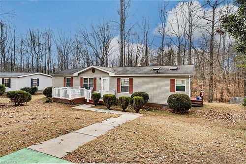 5333 Greywood Dr, Greensboro, NC, 27406-9176 | Card Image