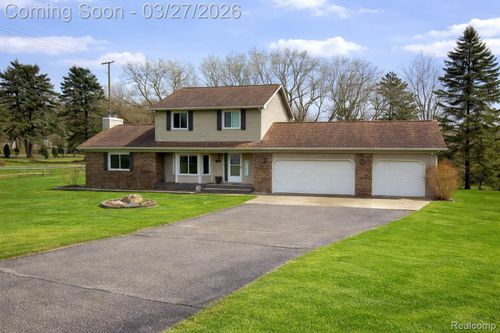 3067 Covey Hl, Oxford, MI, 48371-5407 | Card Image