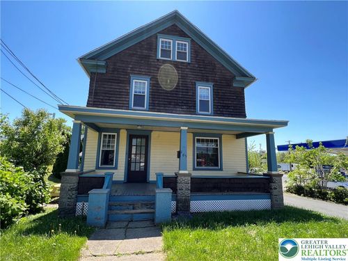 165 E Brown St, East Stroudsburg, PA, 18301-3004 | Card Image