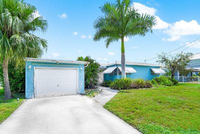 1205 Avocado Isle, House other with 3 bedrooms, 2 bathrooms and null parking in Fort Lauderdale FL | Image 2