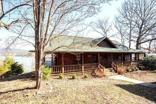 1985 Klondike Rd, Clinton, AR, 72031-8622 | Card Image