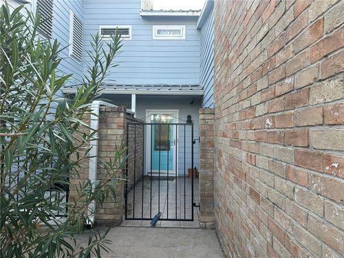 6-1461 Moore Ave, Portland, TX, 78374-3005 | Card Image