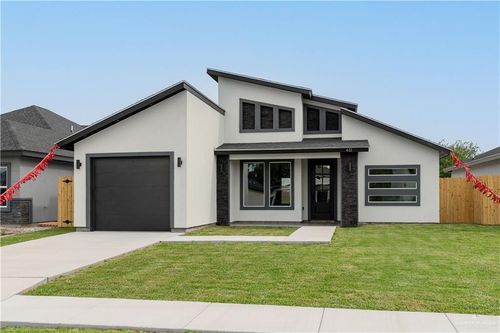 611 Tower Oak Dr, Alamo, TX, 78516-0677 | Card Image