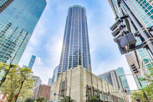 3712-512 N Mcclurg Ct, Chicago, IL, 60611-4174 | Card Image