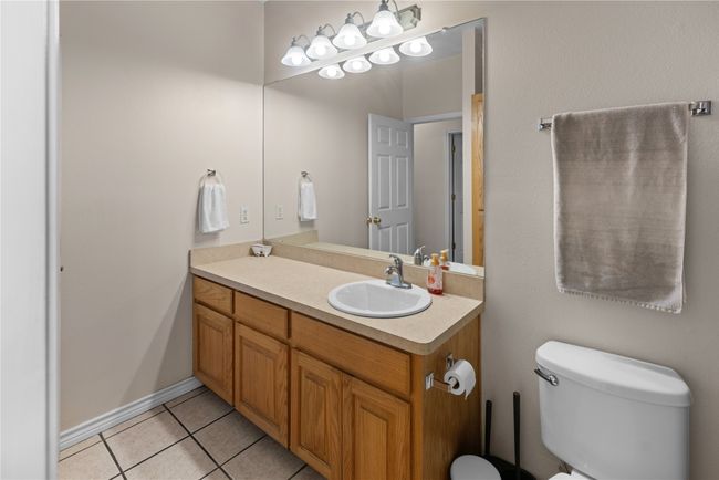 392 Old Highway 6, House other with 3 bedrooms, 2 bathrooms and null parking in Howe TX | Image 22