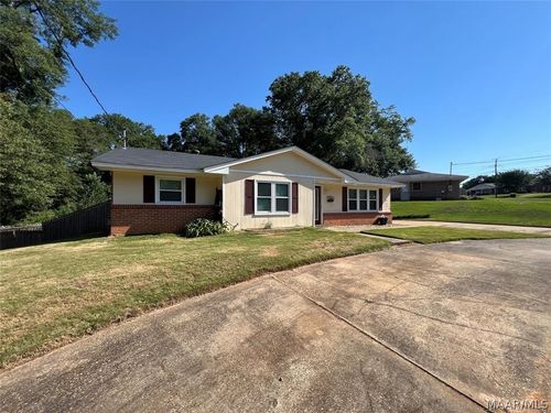 147 Lawrence St, Prattville, AL, 36067-4421 | Card Image