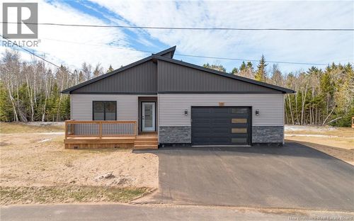 15 Bellbottom Way, Quispamsis, NB, E2G0M8 | Card Image