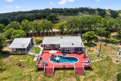 912 Fm 812, Red Rock, TX, 78662-2588 | Card Image