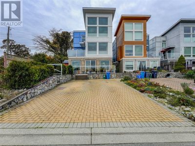 6496 Lanark Rd, Home with 2 bedrooms, 1 bathrooms and 2 parking in Sooke BC | Image 2