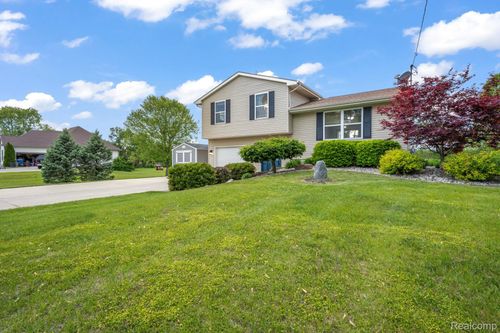 367 116th Ave, Martin, MI, 49070-8702 | Card Image