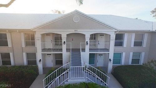 apt-204-821 Gulf Pavilion Dr, NAPLES, FL, 34108-8752 | Card Image